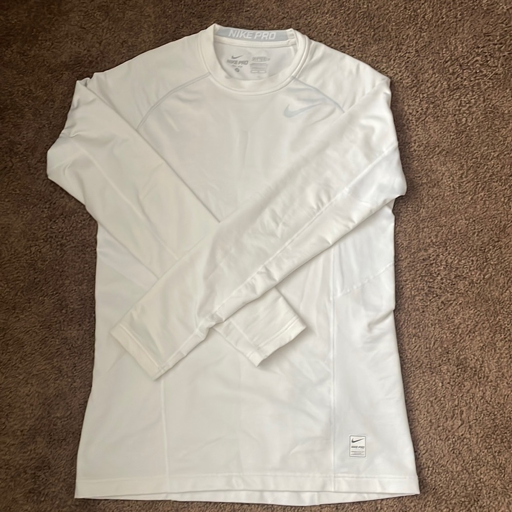 Men’s long sleeve Nike pro, dri-fit